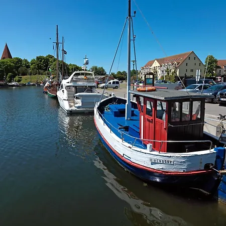 Gollwitzer Park Strandburg * Остров Пёль
